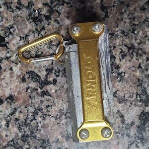 Arnold the Gadget 11 in 1 device w/ screwdriver, can opener Used No.box